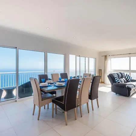 Villa Blue Ocean *
